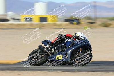 media/Feb-07-2025-CVMA Friday Practice (Fri) [[7034960ba2]]/3-Racer 3-NRS/Session 4 (Turn 16)/